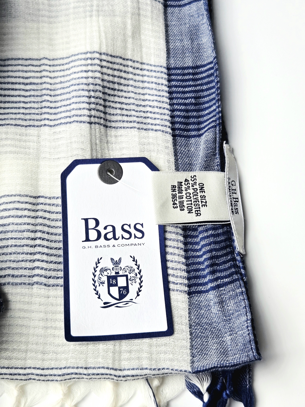 NWT GH Bass Striped Scarf Blue Cream Cotton Blend Lightweight Fringe Wrap Shawl - Picture 4 of 5